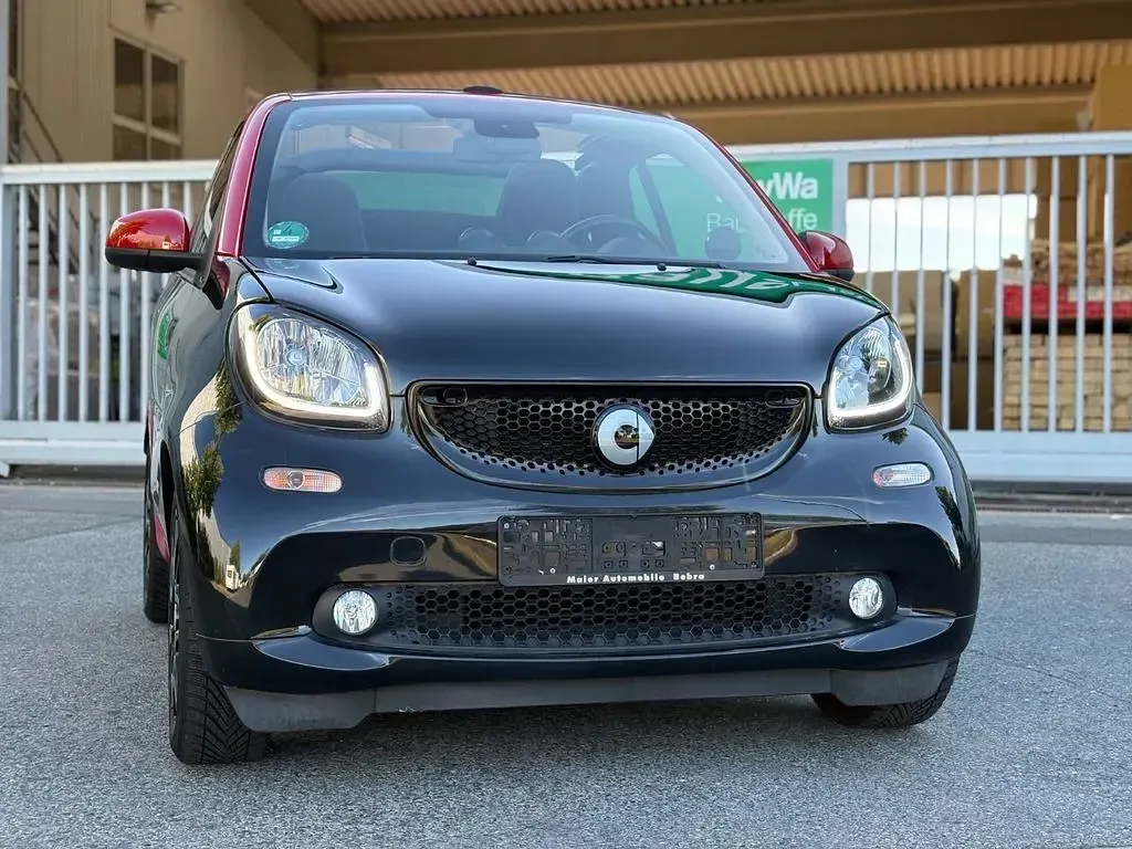 Gebraucht Smart ForTwo Cabrio 90 PS (66 kW) 2016 Cbsfarbe schwarz Cabrio