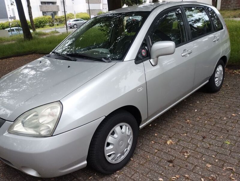 Silber Gebraucht 2003 Suzuki Liana Limousine | 1.350 € (Guter Preis) - Bild 1/4