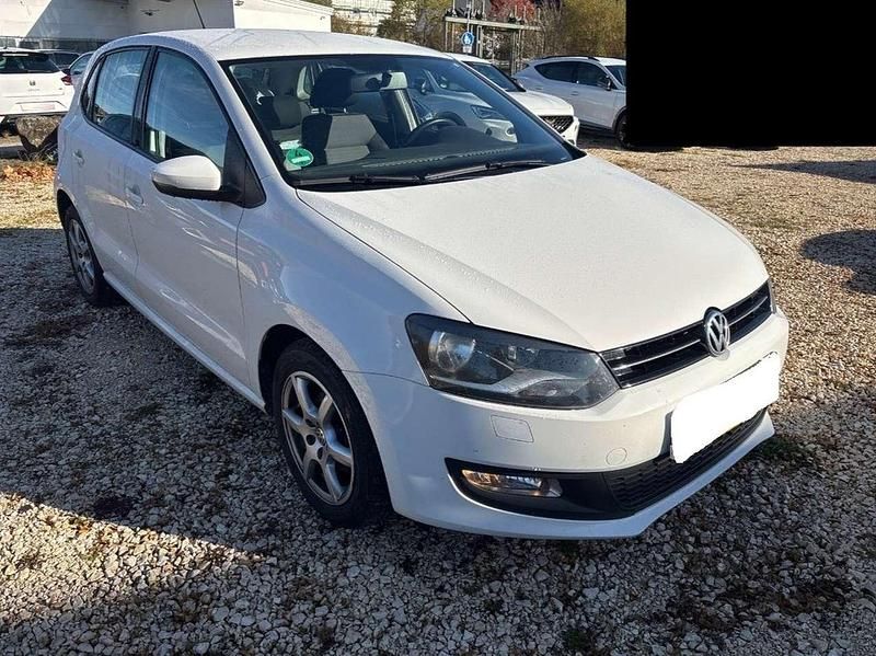 Gebraucht VW Polo Comfortline 90 PS (66 kW) 2013 Weiß Limousine