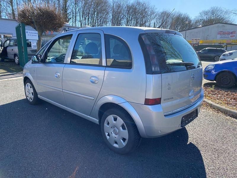 Gebraucht Opel Meriva 90 PS (66 kW) 2007 Silber Van / Kleinbus