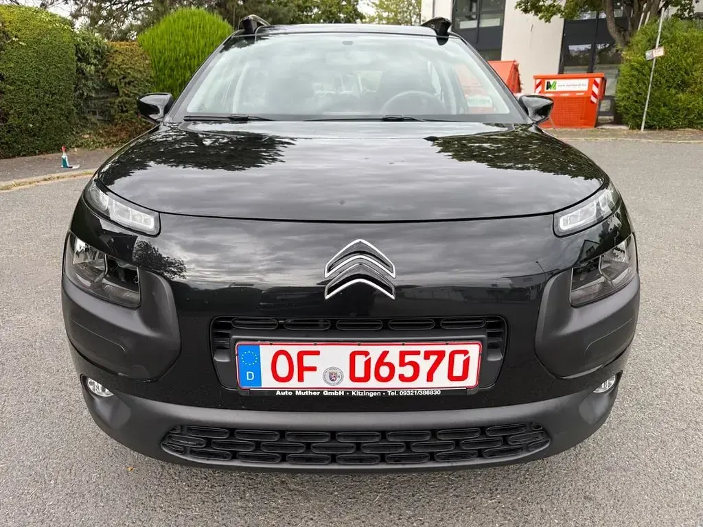 Gebraucht Citroën C4 Feel 82 PS (60 kW) 2016 Schwarz Limousine