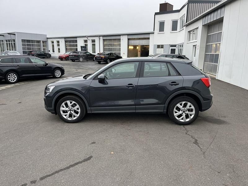 Gebraucht Audi Q2 150 PS (110 kW) 2022 Manhattangrau SUV