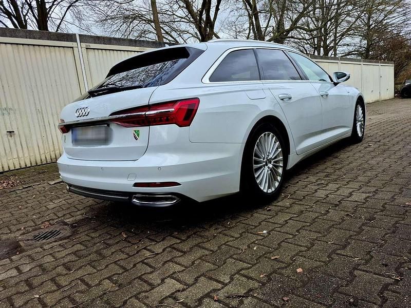 Gebraucht Audi A6 Design 204 PS (150 kW) 2020 Weiß Kombi