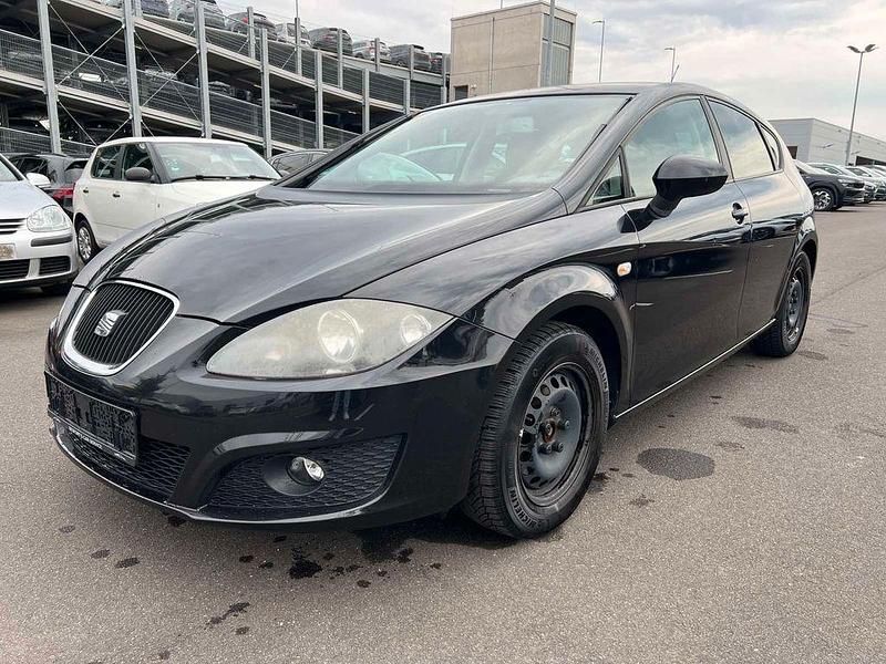 Schwarz Gebraucht 2011 Seat Leon Stylance Limousine | 5.500 € (Fairer Preis) - Bild 1/4