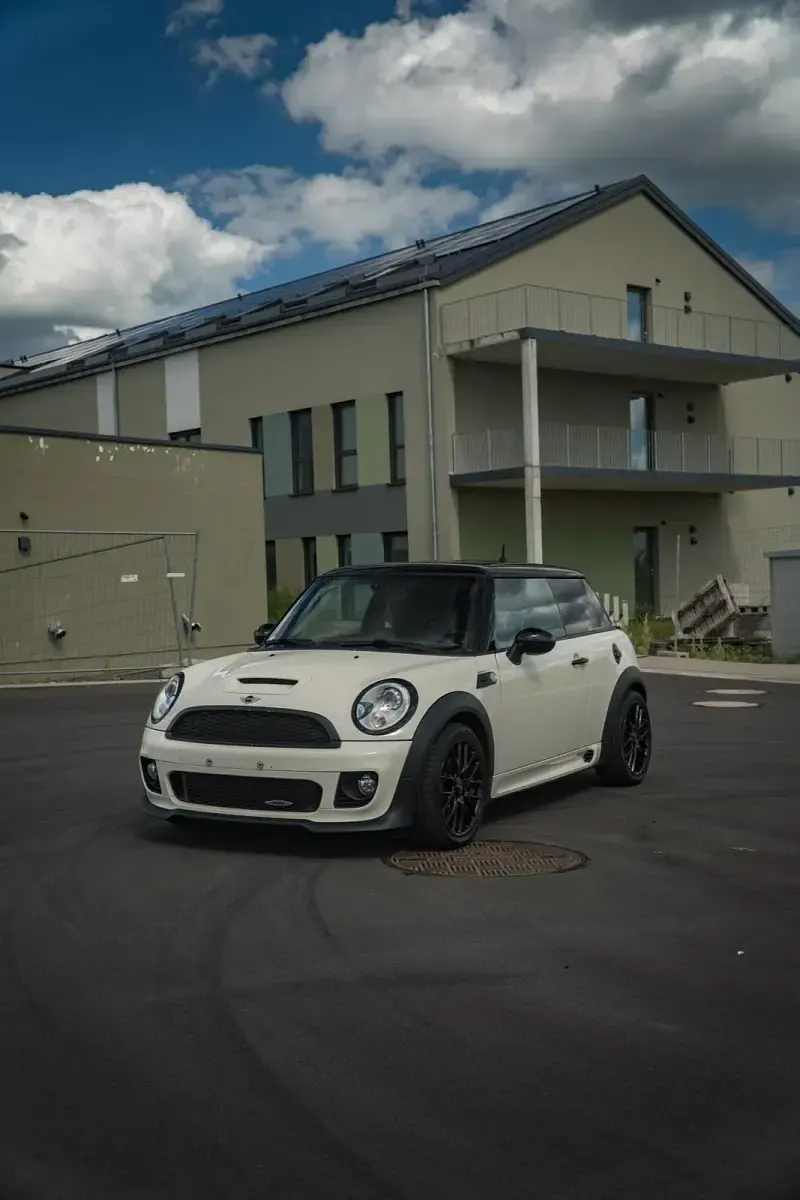 Gebraucht Mini John Cooper Works 211 PS (155 kW) 2012 Beige Kleinwagen