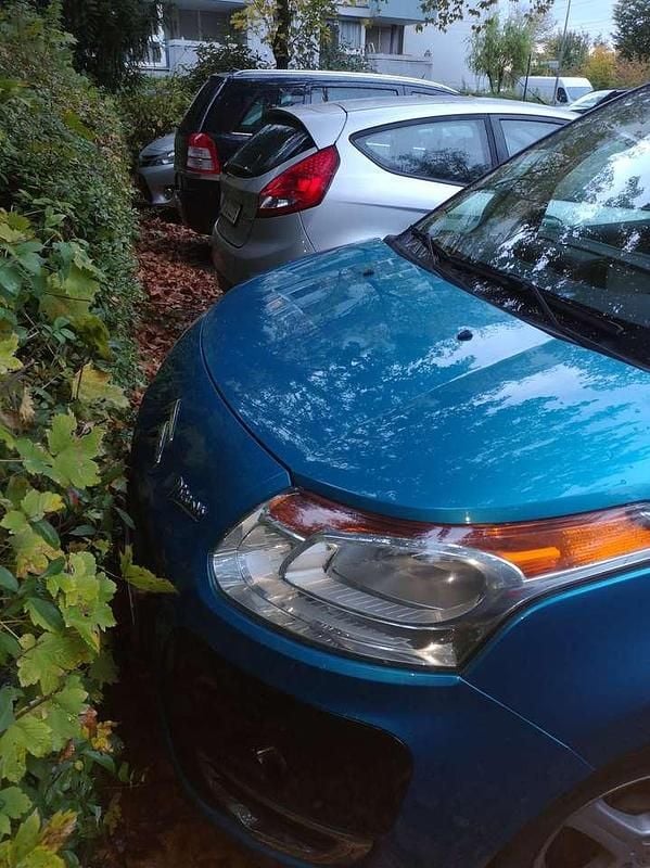Blau Gebraucht 2010 Citroën C3 Picasso Tendance Van / Kleinbus | 2.200 € (Guter Preis) - Bild 1/4
