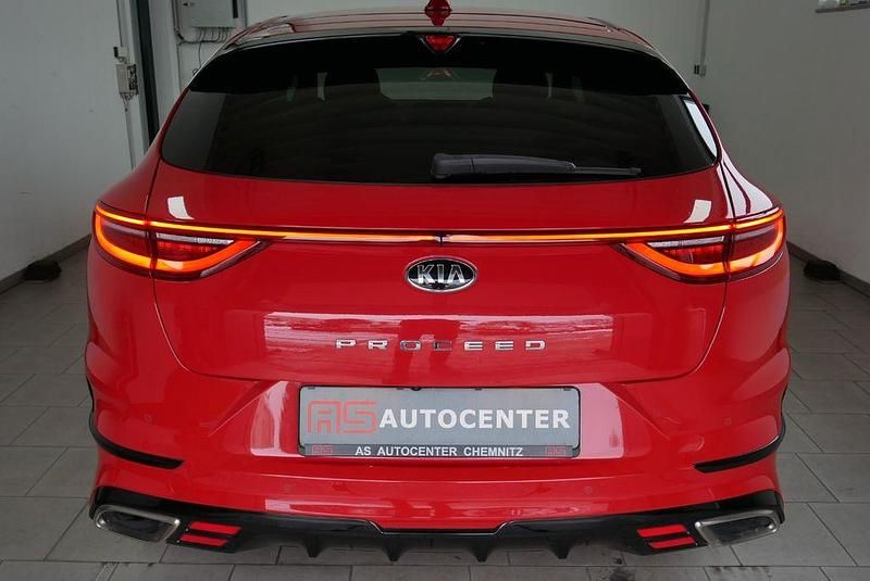 Gebraucht Kia ProCeed GT GT 204 PS (150 kW) 2020 Rot Kleinwagen