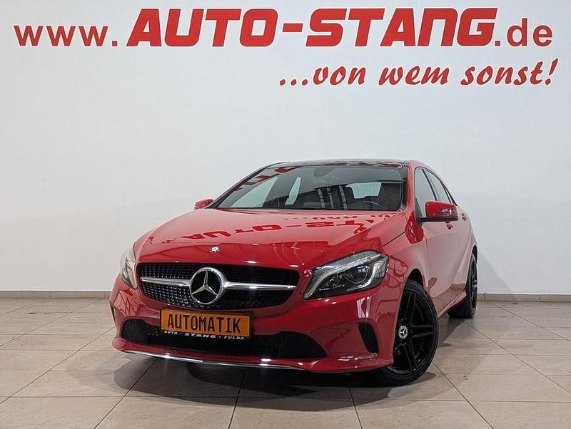 Gebraucht Mercedes A180 122 PS (89 kW) 2016 Rot Limousine