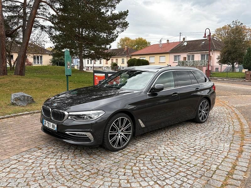Schwarz Gebraucht 2019 BMW 530 Luxury Line Kombi | 16.500 € (Fairer Preis) - Bild 1/4
