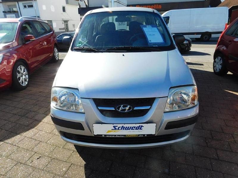 Grau Gebraucht 2005 Hyundai Atos Kleinwagen | 2.000 € (Fairer Preis) - Bild 1/4