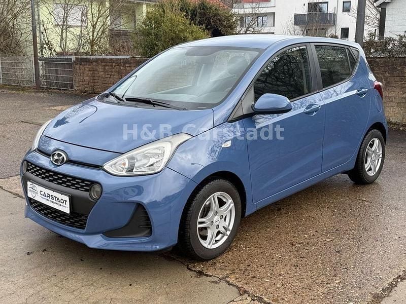 Gebraucht Hyundai i10 87 PS (63 kW) 2017 Blau Kleinwagen