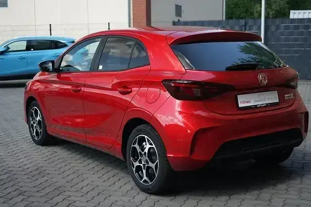Neu MG MG3 Luxury 194 PS (142 kW) 2026 Rot Kleinwagen