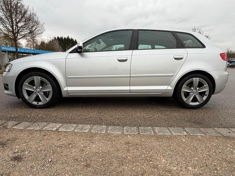 Usata Audi A3 140 CV (102 kW) 2011 Argento Utilitaria