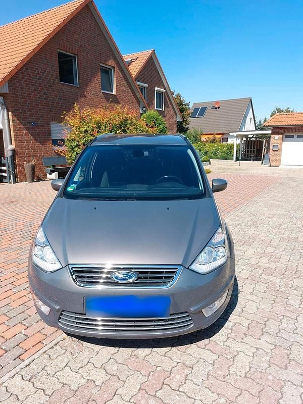 Gebraucht Ford Galaxy 163 PS (119 kW) 2013 Grau Van / Kleinbus