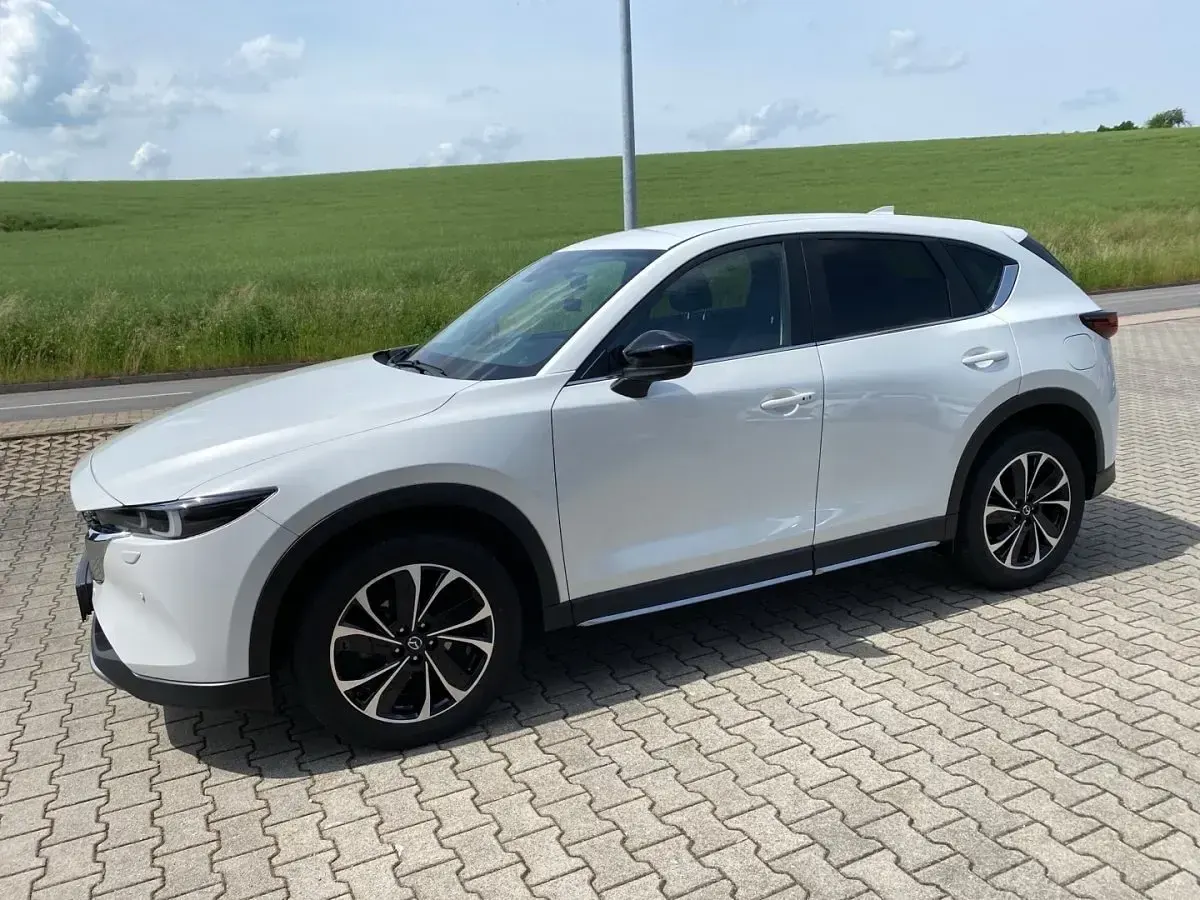 Gebraucht Mazda CX-5 Newground 165 PS (121 kW) 2023 Rhodium white SUV