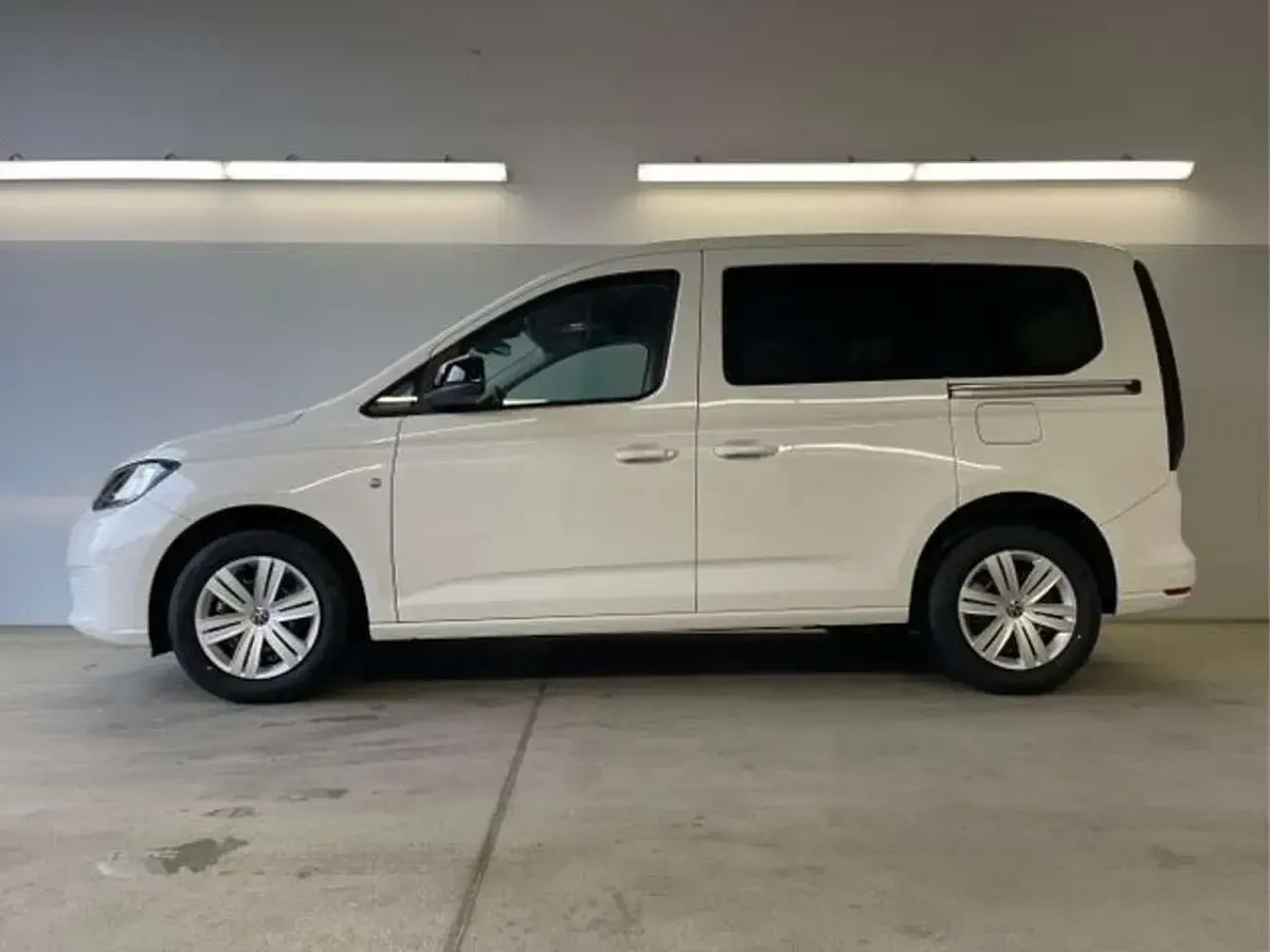 Neu VW Caddy 116 PS (85 kW) 2025 [b4b4] candy white Van / Kleinbus