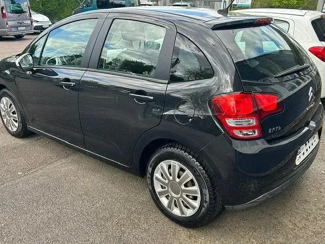 Gebraucht Citroën C3 60 PS (44 kW) 2013 Schwarz Limousine