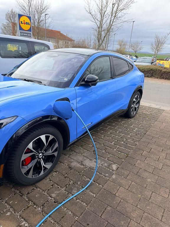 Gebraucht Ford Mustang Mach-E 275 kW (375 PS) 2022 Blau SUV