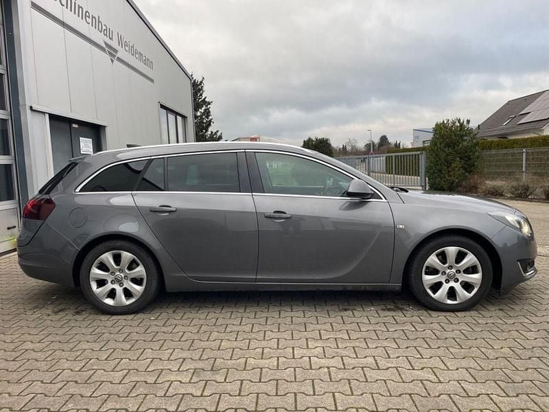 Gebraucht Opel Insignia Innovation 170 PS (125 kW) 2016 Grau Kombi