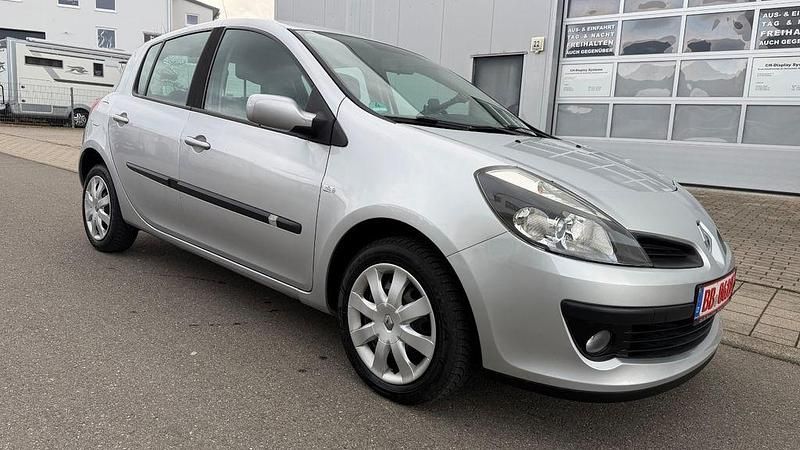 Occasion Renault Clio III 79 ch (58 kW) 2007 Gris Berline