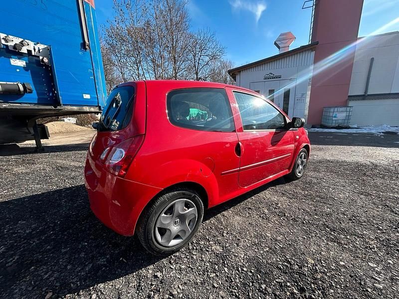 Gebraucht Renault Twingo 75 PS (55 kW) 2012 Rot Kleinwagen