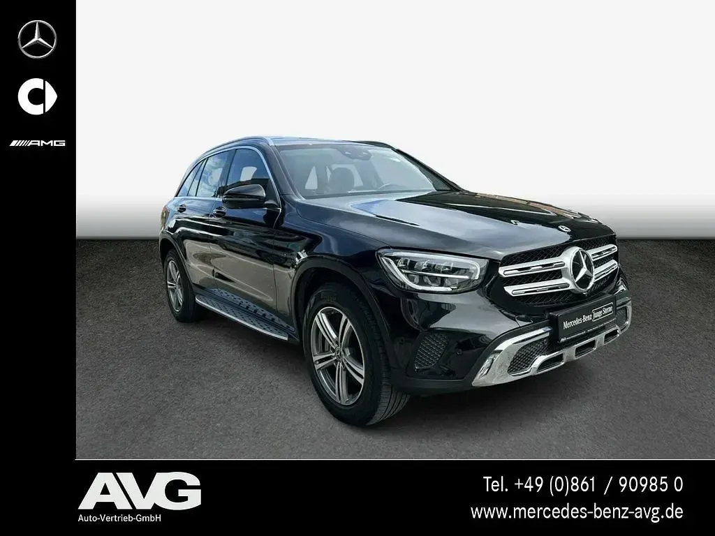 Gebraucht Mercedes GLC300e 320 PS (235 kW) 2021 Obsidianschwarz SUV