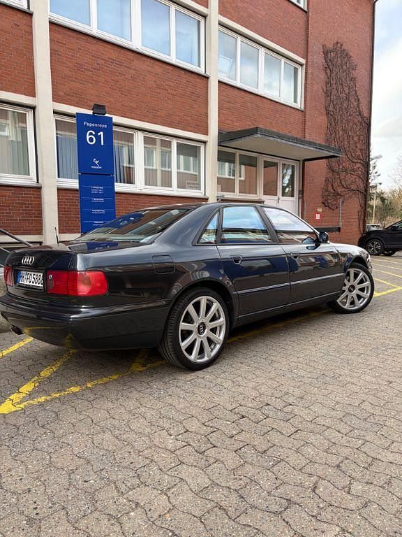 Gebraucht Audi A8 299 PS (219 kW) 1998 Violet Limousine