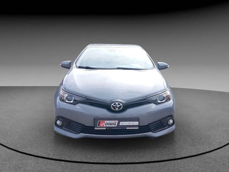 Gebraucht Toyota Auris Team 116 PS (85 kW) 2018 Grau Limousine
