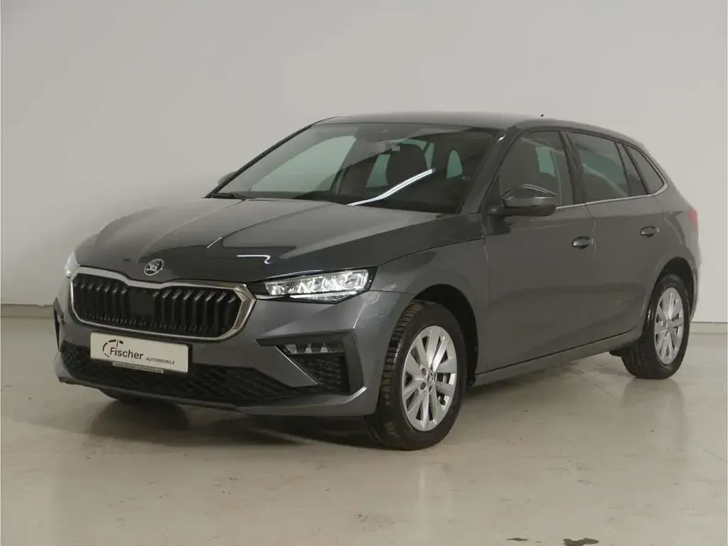 Gebraucht Skoda Scala Selection 116 PS (85 kW) 2024 Grau Kleinwagen