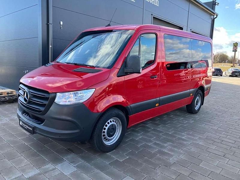 Gebraucht Mercedes Sprinter 170 PS (125 kW) 2022 Rot jupiterrot Van