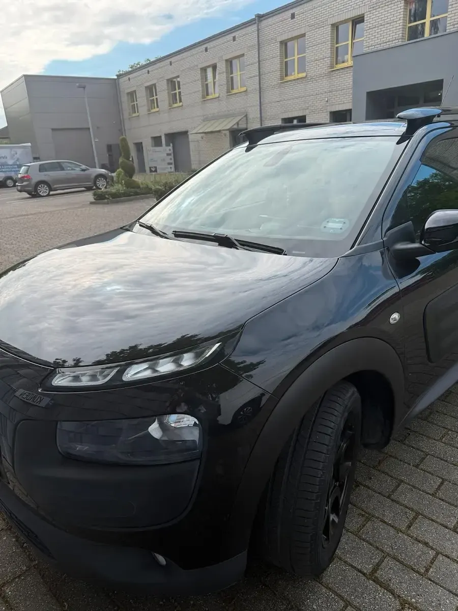 Gebraucht Citroën C4 Cactus 82 PS (60 kW) 2016 Schwarz Kleinwagen
