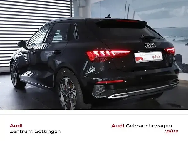 Gebraucht Audi A3 Sportback e-tron Advanced Plus 204 PS (150 kW) 2024 Mythosschwarz metallic Kleinwagen