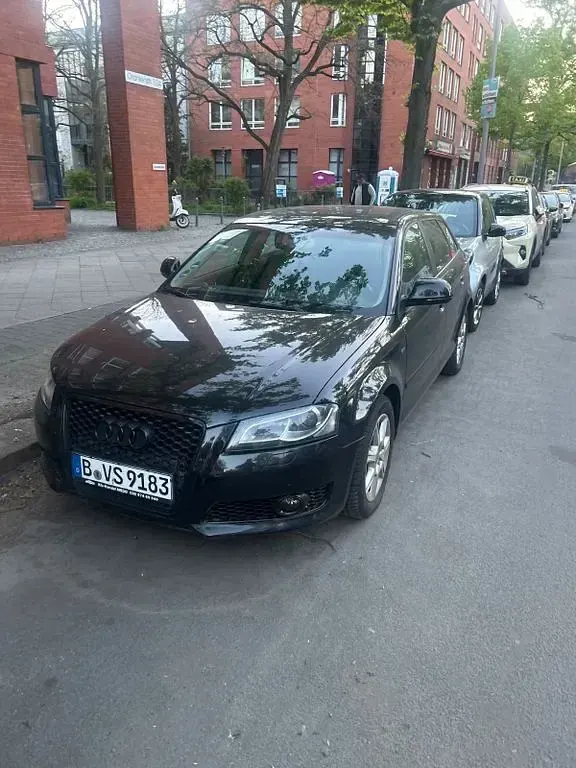 Second-hand Audi A3 Ambiente 125 CP (91 kW) 2008 Negru Hatchback