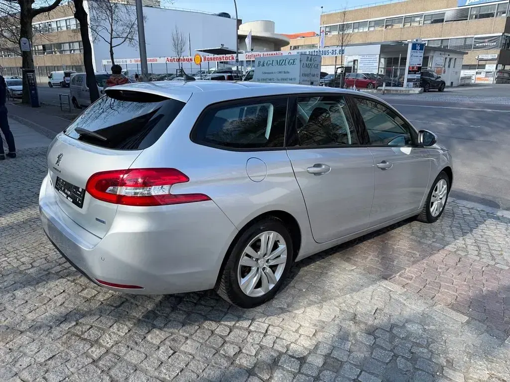 Gebraucht Peugeot 308 Business-Line 150 PS (110 kW) 2015 Silber Limousine