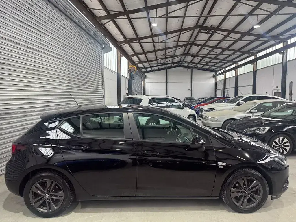 Gebraucht Opel Astra 150 PS (110 kW) 2019 Schwarz Limousine