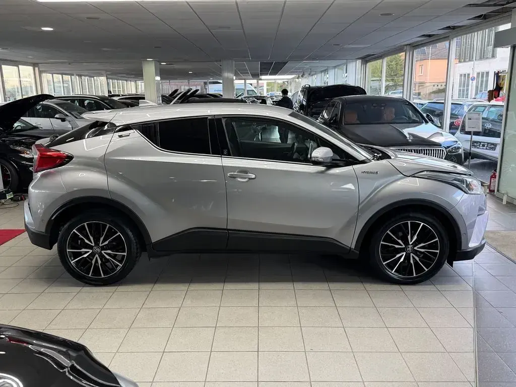 Gebraucht Toyota C-HR Team 98 PS (72 kW) 2018 Grau SUV