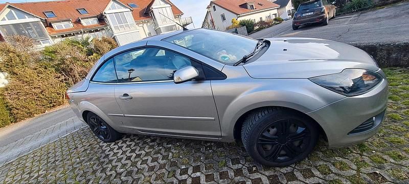 Gebraucht Ford Focus Cabriolet 145 PS (106 kW) 2010 Silber Cabrio