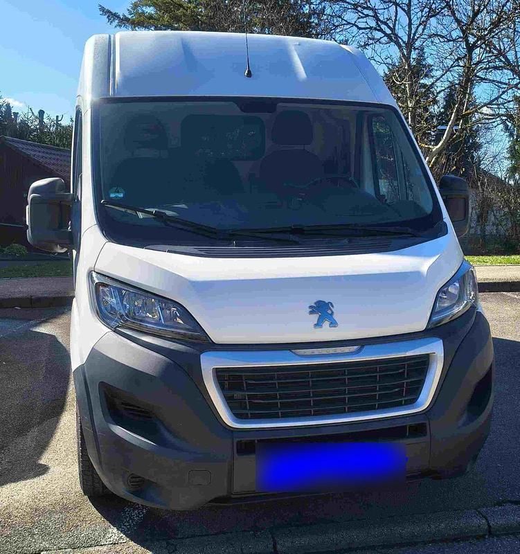 Gebraucht Peugeot Boxer 131 PS (96 kW) 2019 Weiß Van