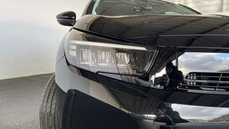 Gebraucht Opel Corsa Edition 101 PS (74 kW) 2024 Schwarz Kleinwagen