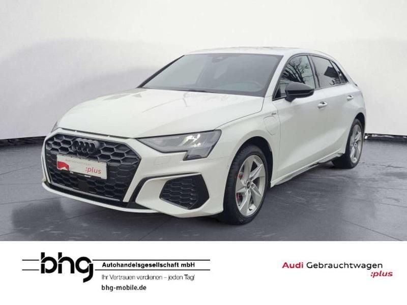 Ibisweiß Gebraucht 2023 Audi A3 e-tron S-Line Kleinwagen | 26.950 € (Superpreis) - Bild 1/4