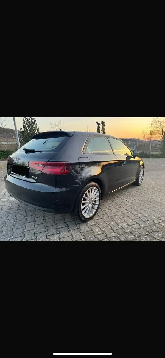 Gebraucht Audi A3 105 PS (77 kW) 2013 Schwarz Kleinwagen