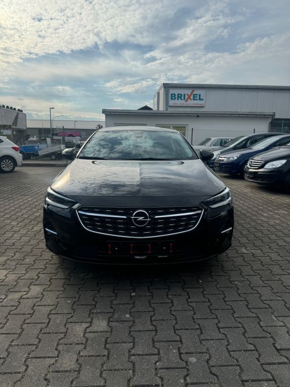 Schwarz Gebraucht 2022 Opel Insignia Business Limousine | 18.450 € (Guter Preis) - Bild 1/4