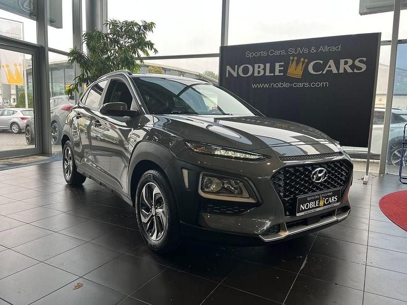 Gebraucht Hyundai Kona Advantage 141 PS (103 kW) 2020 Galaxy grey / mic SUV