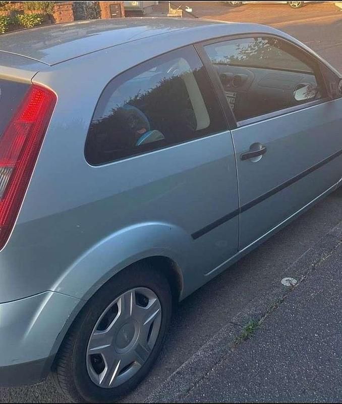 Gebraucht Ford Fiesta 60 PS (44 kW) 2005 Limousine