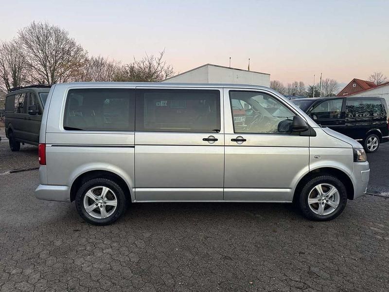 Gebraucht VW Multivan 102 PS (75 kW) 2013 Silber Van