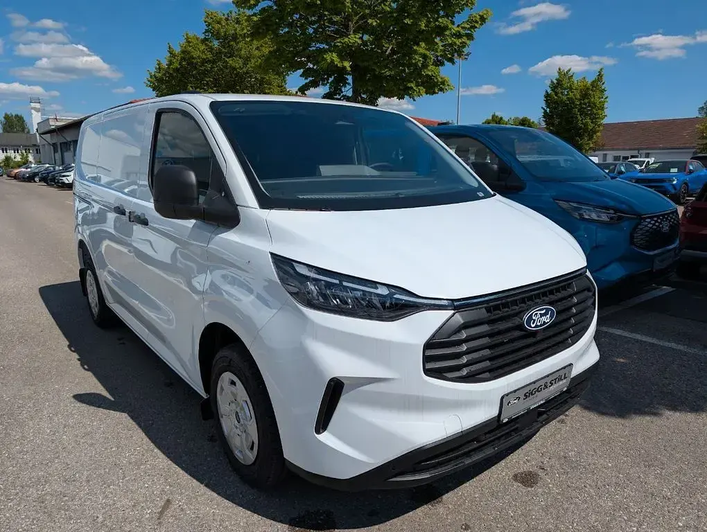 Neu Ford Transit Custom Trend 136 PS (100 kW) 2026 Frost weiß Van / Kleinbus
