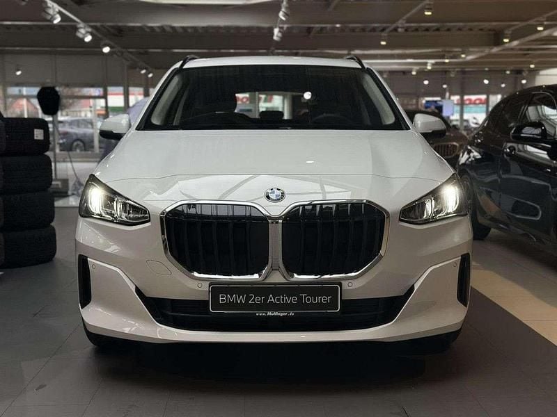 Neu BMW 216 Active Tourer 122 PS (89 kW) 2026 Weiß Van / Kleinbus