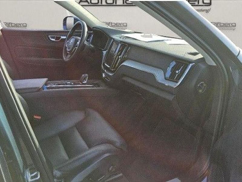 Gebraucht Volvo XC60 Plus 197 PS (144 kW) 2023 Blau SUV