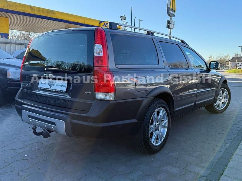 Gebraucht Volvo XC70 185 PS (136 kW) 2007 Braun Kombi