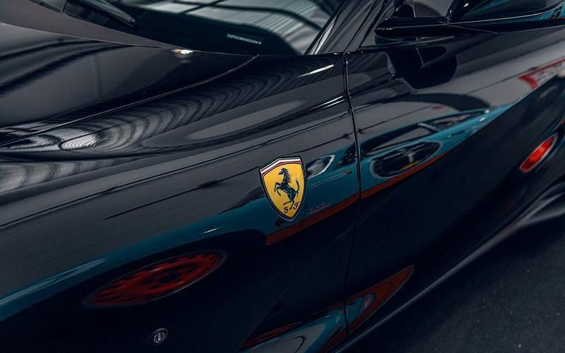 Second-hand Ferrari 812 799 CP (587 kW) 2018 Coupe
